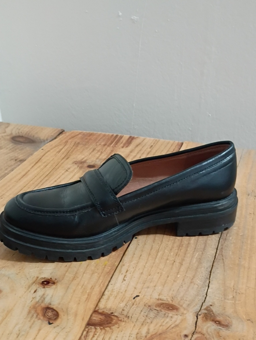 Madewell The Bradley Lugsole Loafer in Black Leather Size 8.5